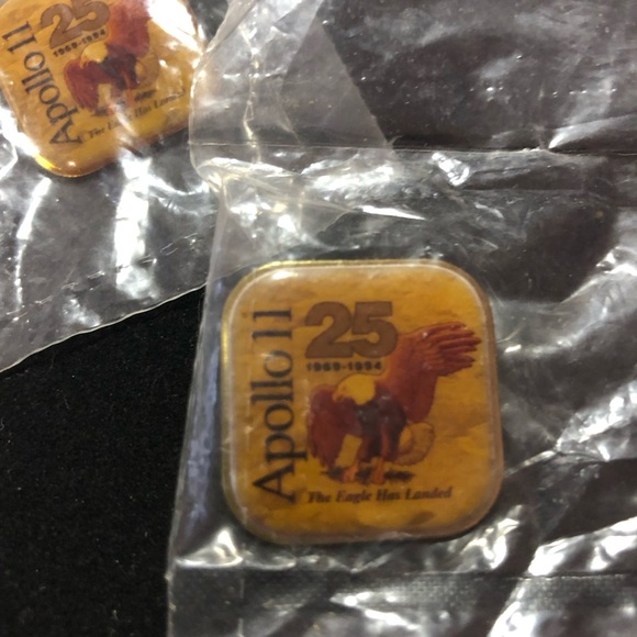 NASA Apollo 11 25th Anniversary The Eagle Has Landed lapel pins bundle - Picture 2 of 4